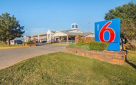 Motel 6 Lawton Ok